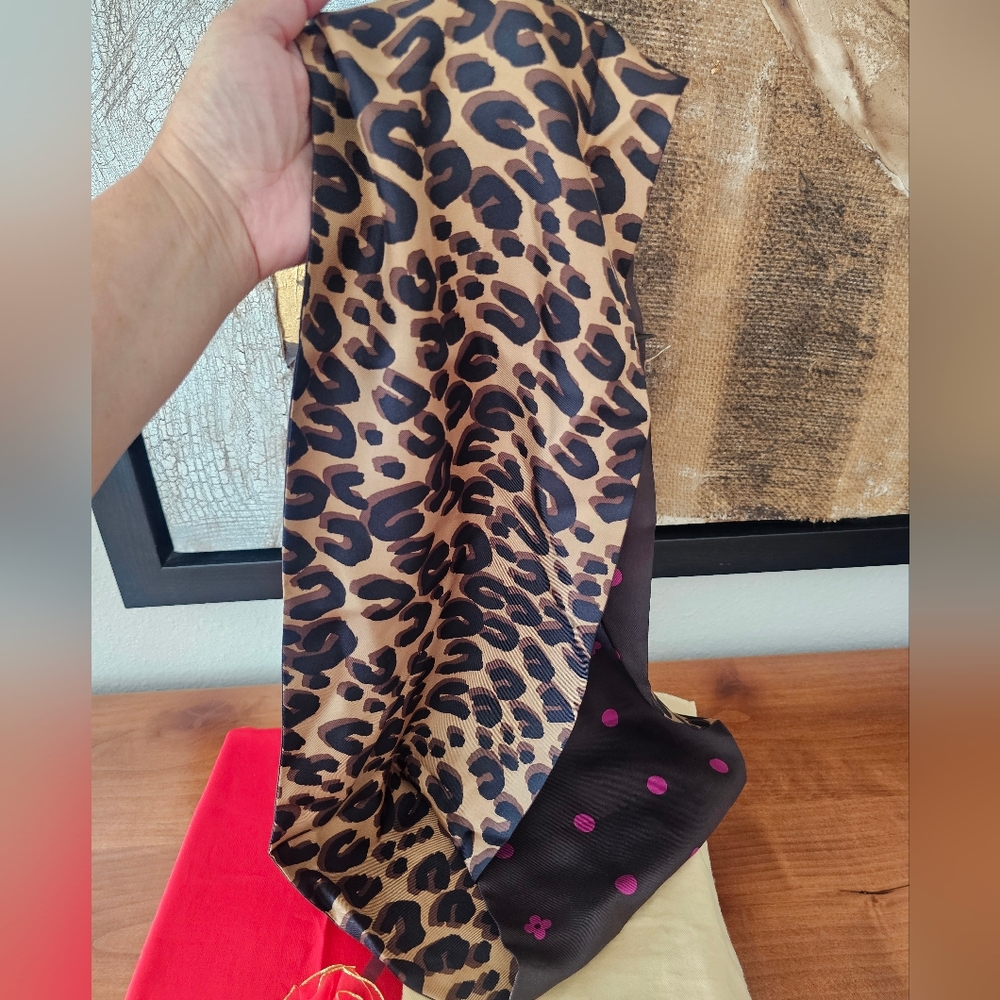 💯AUTHENTIC LOUIS VUITTON/STEPHEN SPROUSE SILK SCARF